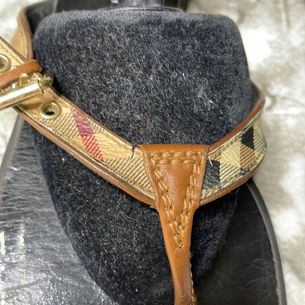 Women’s Burberry Sandals flip flops 6 - Picture 10 of 14